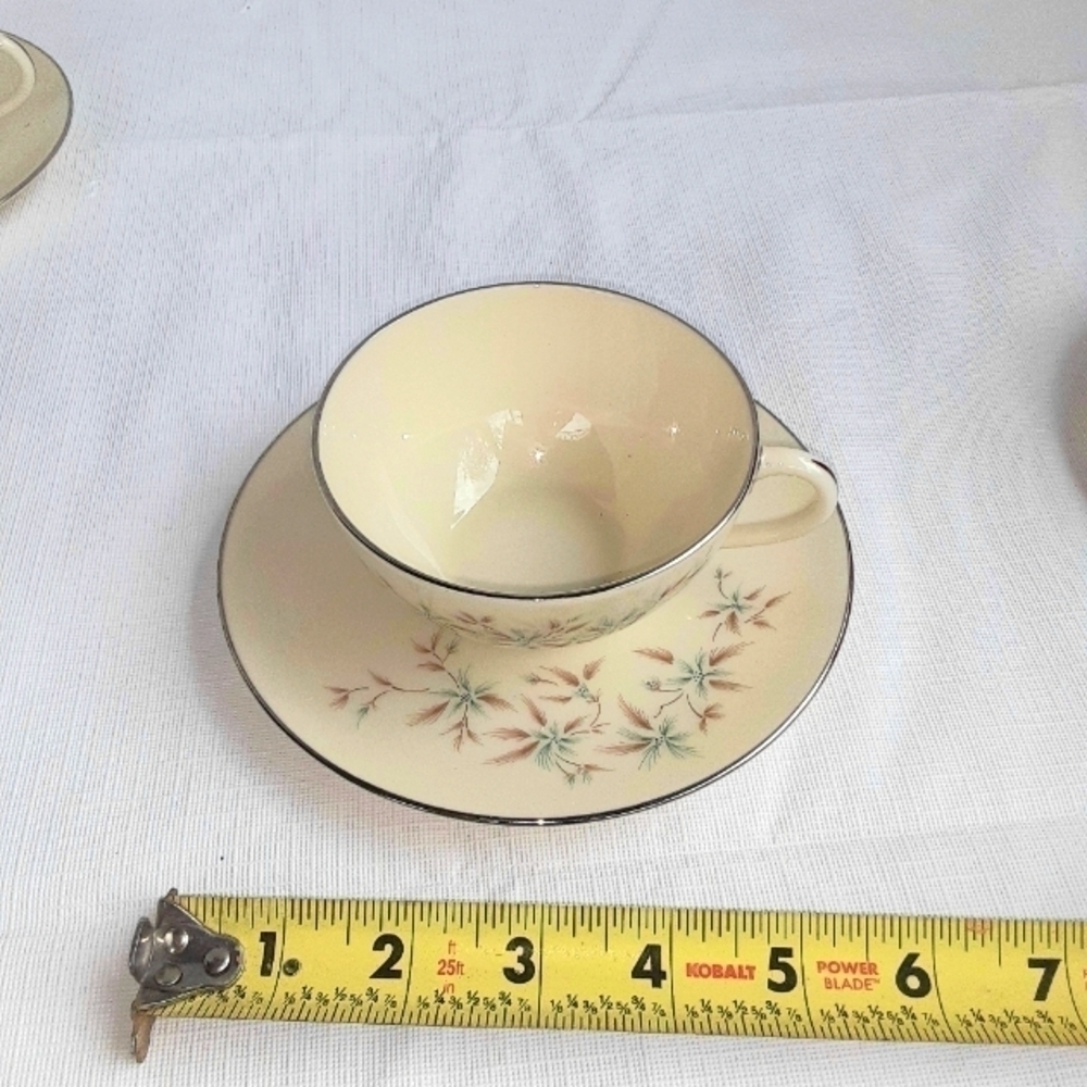 Vintage Lenox Wyndcrest A-500 Pattern Teacup and Saucer - Picture 6 of 6
